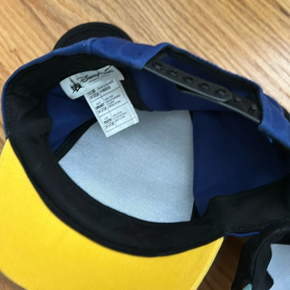 Sibling Disney clothes 3T,5 - Picture 9 of 10